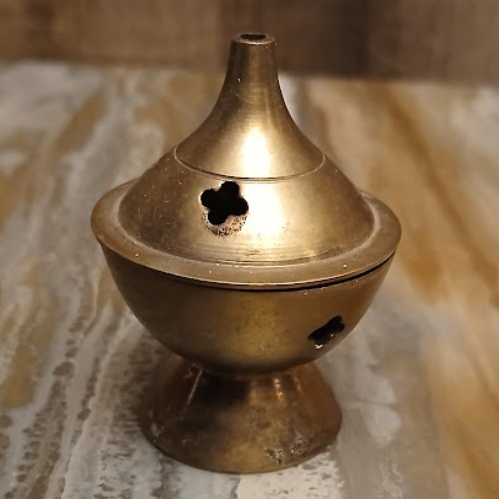 VINTAGE METAL INCENSE BURNER Brass Small For Cones Or Sticks 2" Gold tone India